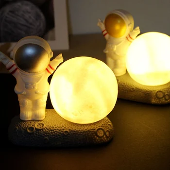Astronautų Mėnulio Šviesos diodų (LED) Kūrybos Astronautas Naktį Šviesa Šiaurės Stiliaus Miegamojo, Naktiniai staleliai, Lempa Darbalaukio Kūrybos Apdaila