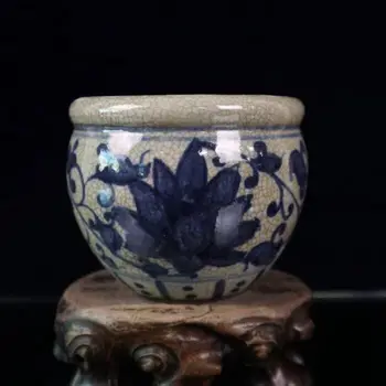 Rankdarbiai Mėlynos ir baltos spalvos porceliano įvairenybės dėvėti Mėlyna ir balta, susipina lotus modelis kledaras namų kambarį deco