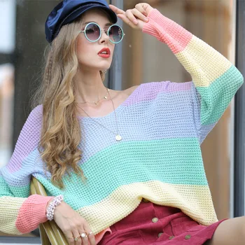 Europa ir Jungtinės amerikos valstijos moterų dėvėti laisvus didelis metrų iki 2022 m. rudens žiemos v-kaklo džemperis vaivorykštės spalvų atitikimo puloveriai